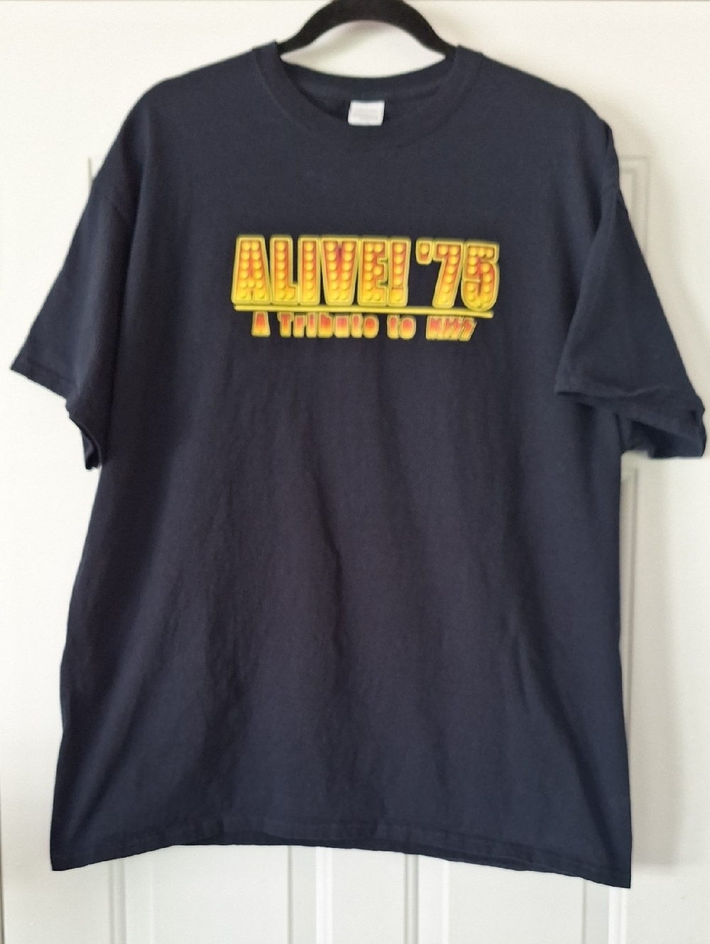 Alive! '75 Graphic Tribute To KiSS T-Shirt - Black with Yellow Print